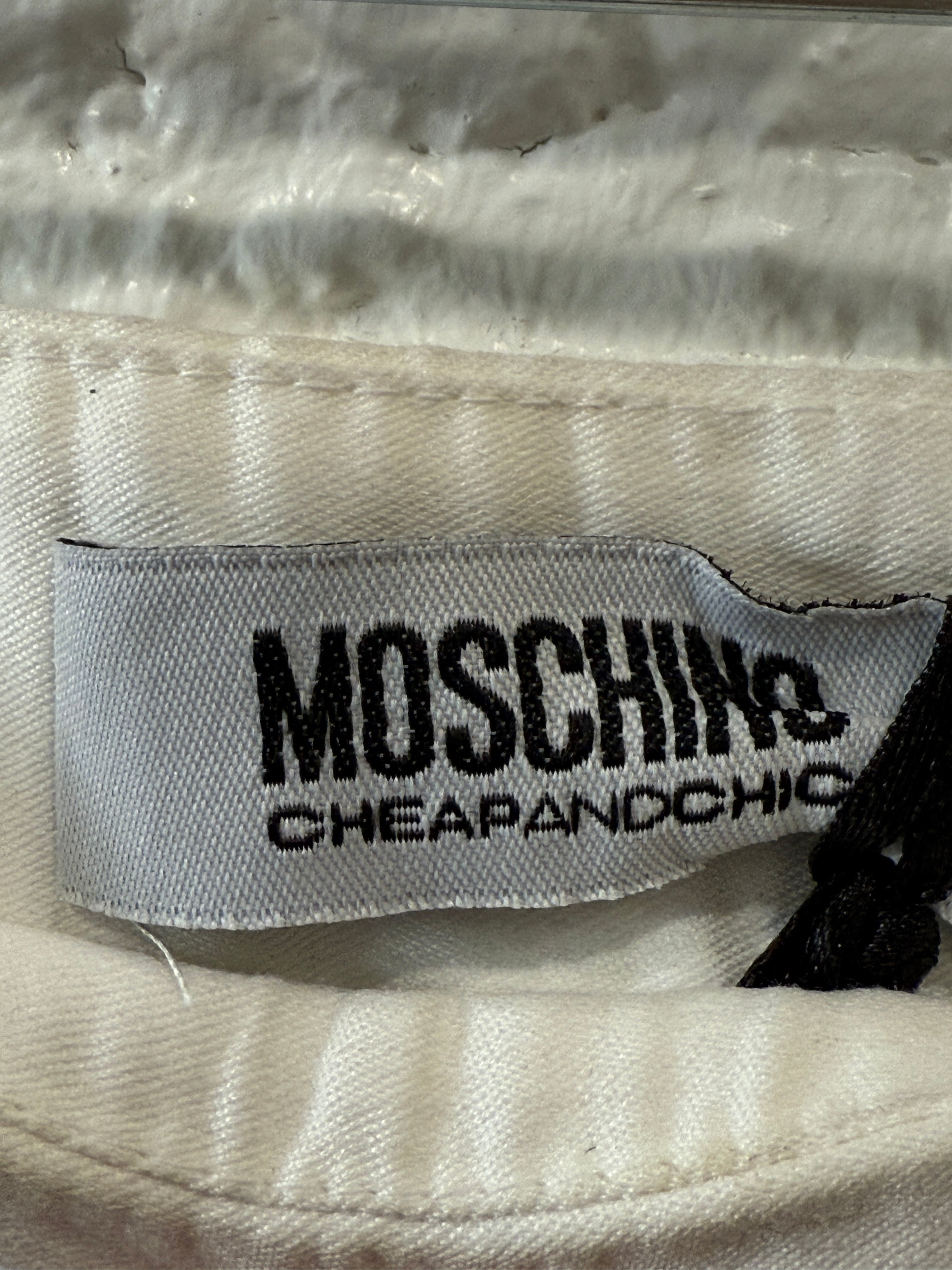 NWT Moschino Chevron Short