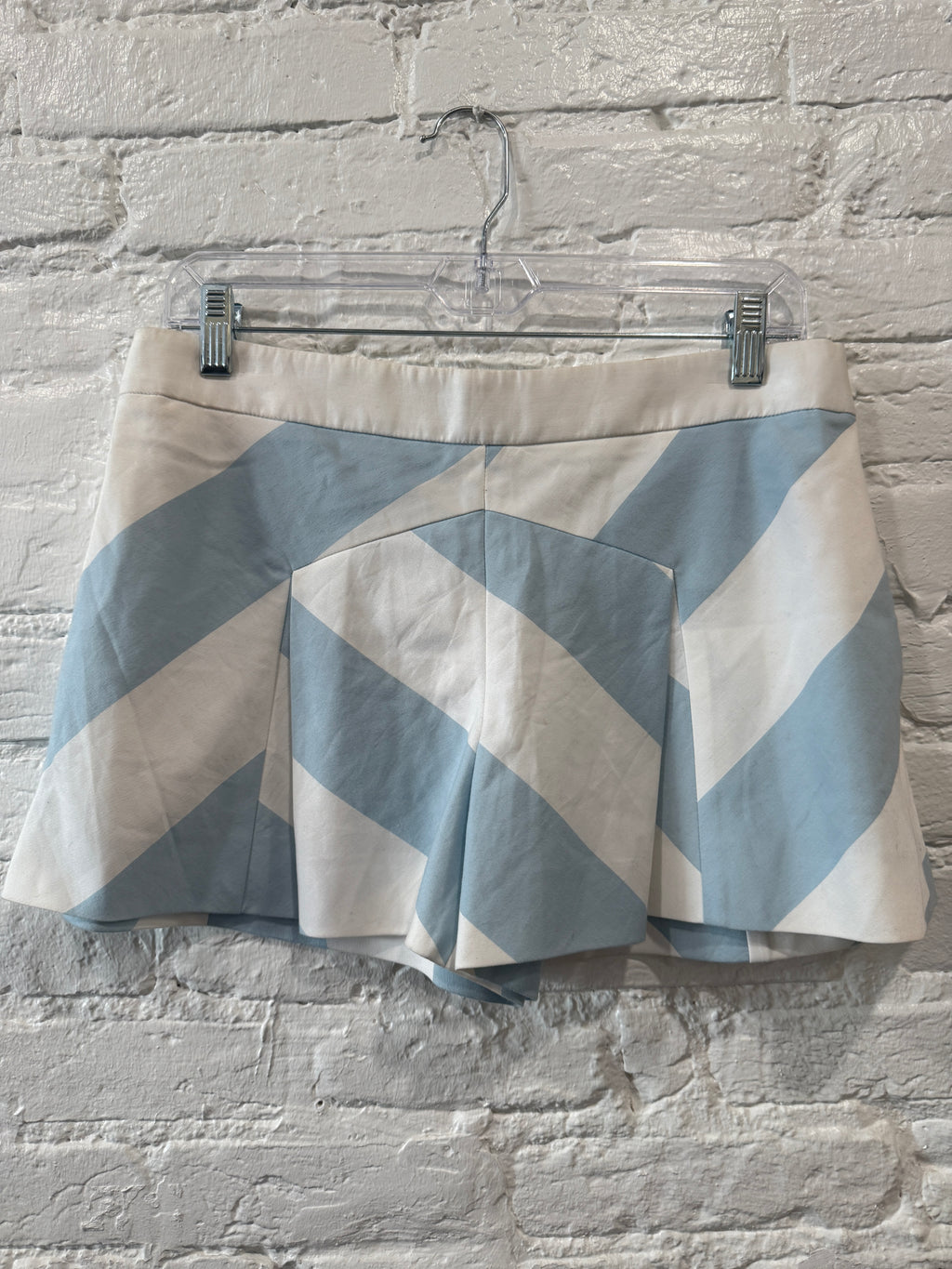 NWT Moschino Chevron Short
