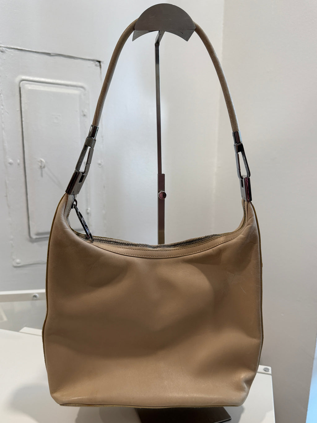 Cream Leather Gucci Handbag