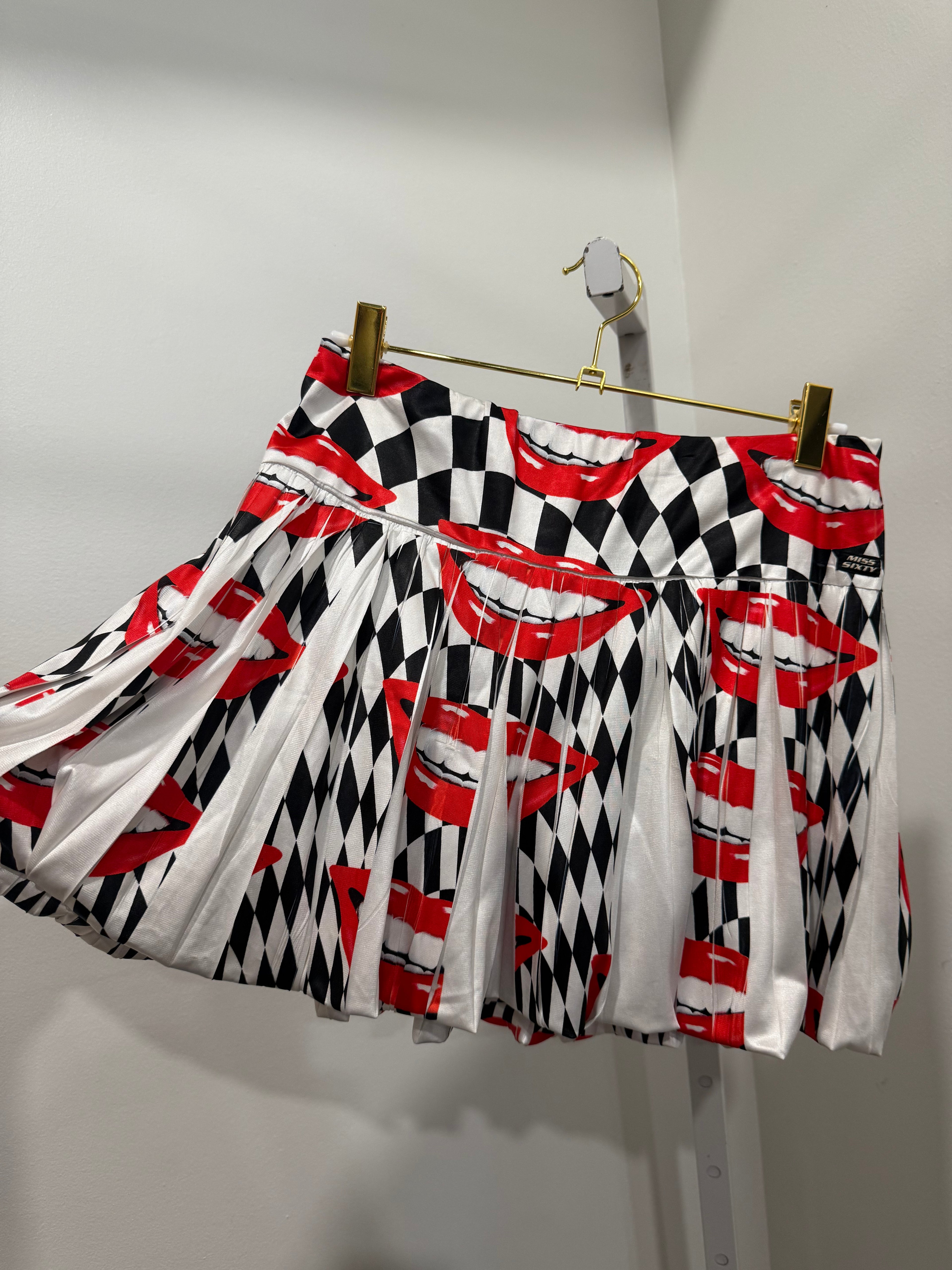 Miss Sixty Iconic
Lip Print Skirt