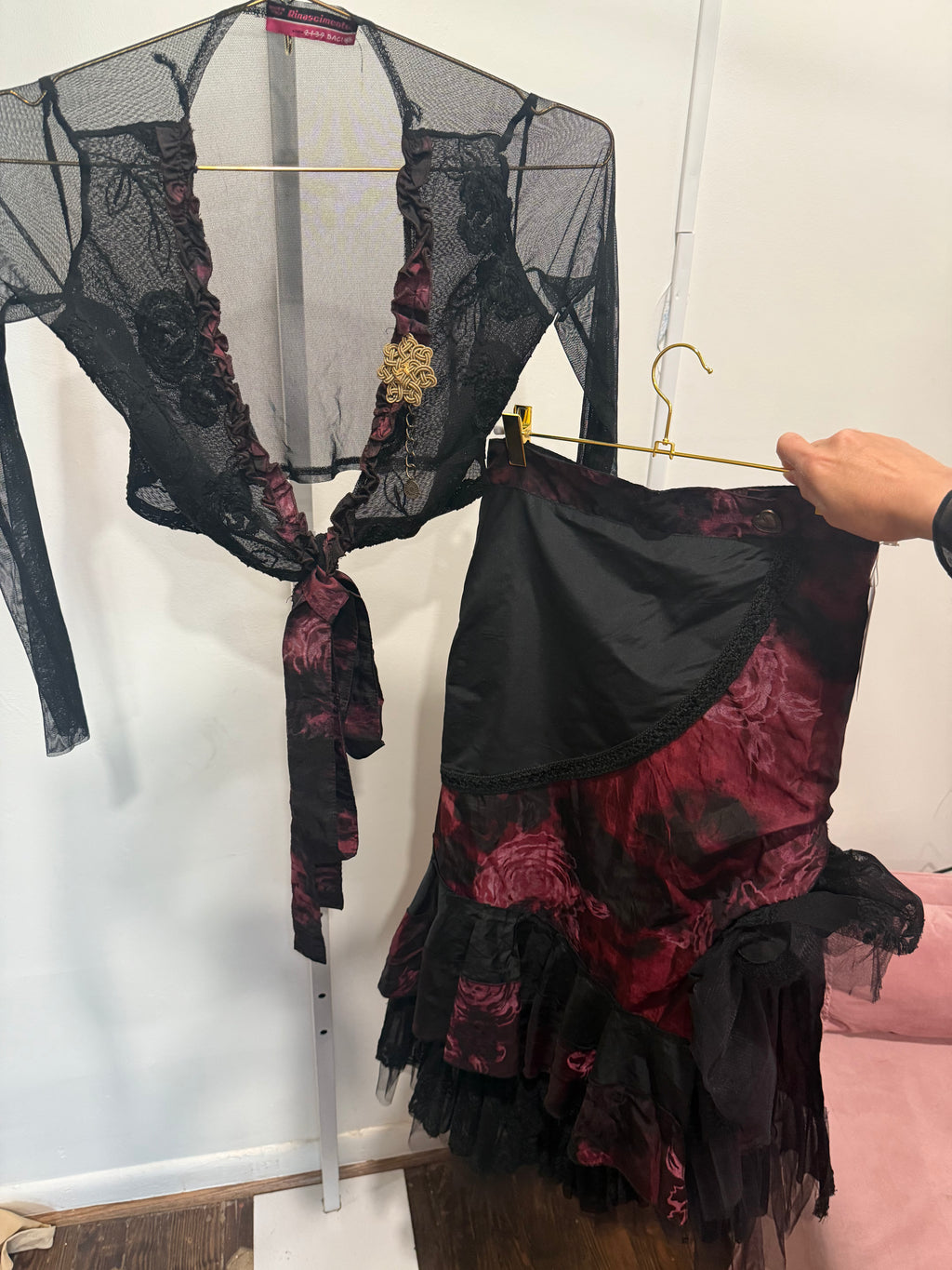 Italian Whimsigoth rose set